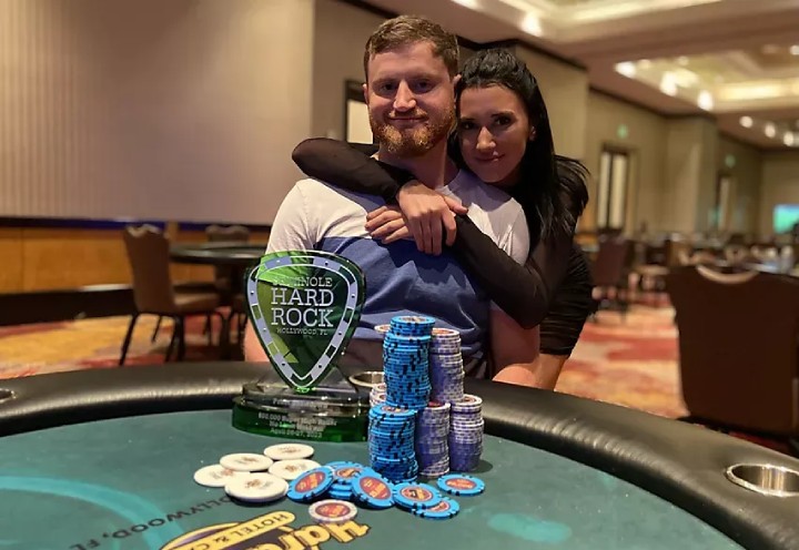 David Peters与妻子Helly Hannah