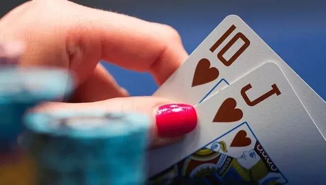 德州扑克SPR基础指南，不同SPR下的策略建议